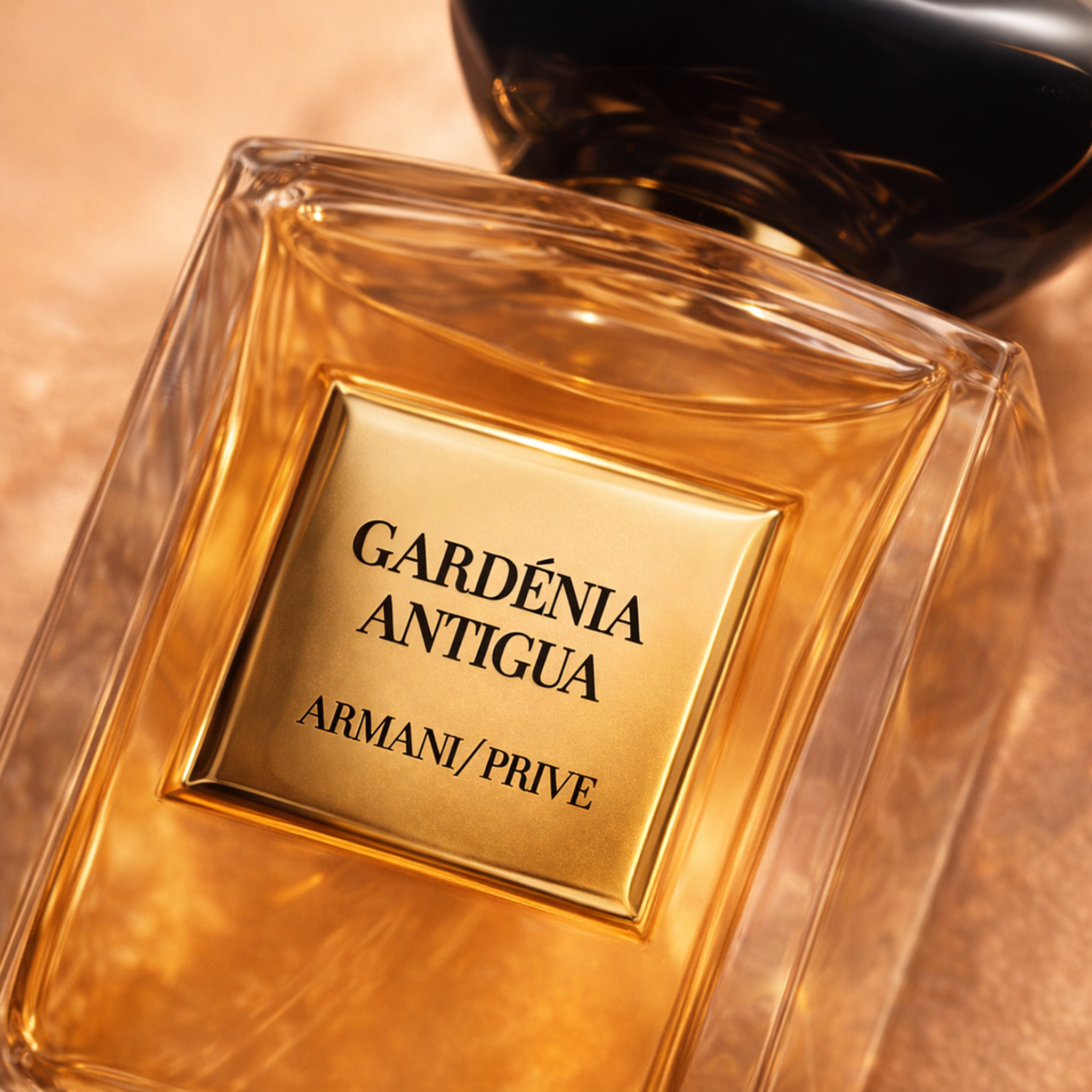 Giorgio Armani Prive Gardenia Antigua EDT macro label detail gallery showcase