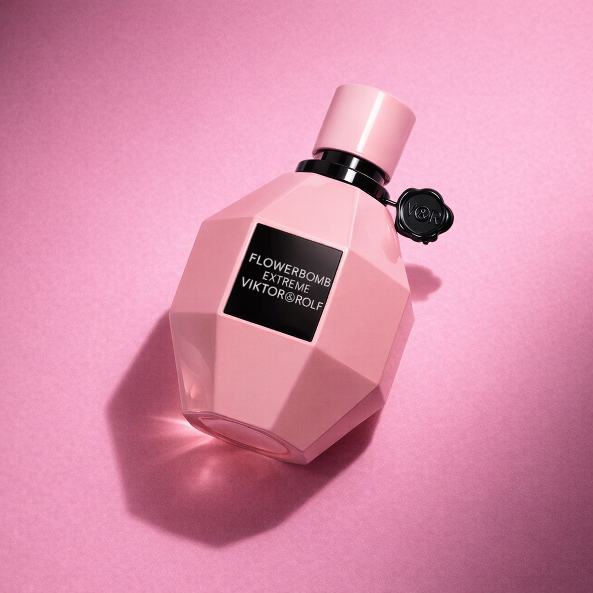 Viktor & Rolf Flowerbomb Extreme EDP Intense For Women angled still-life gallery showcase