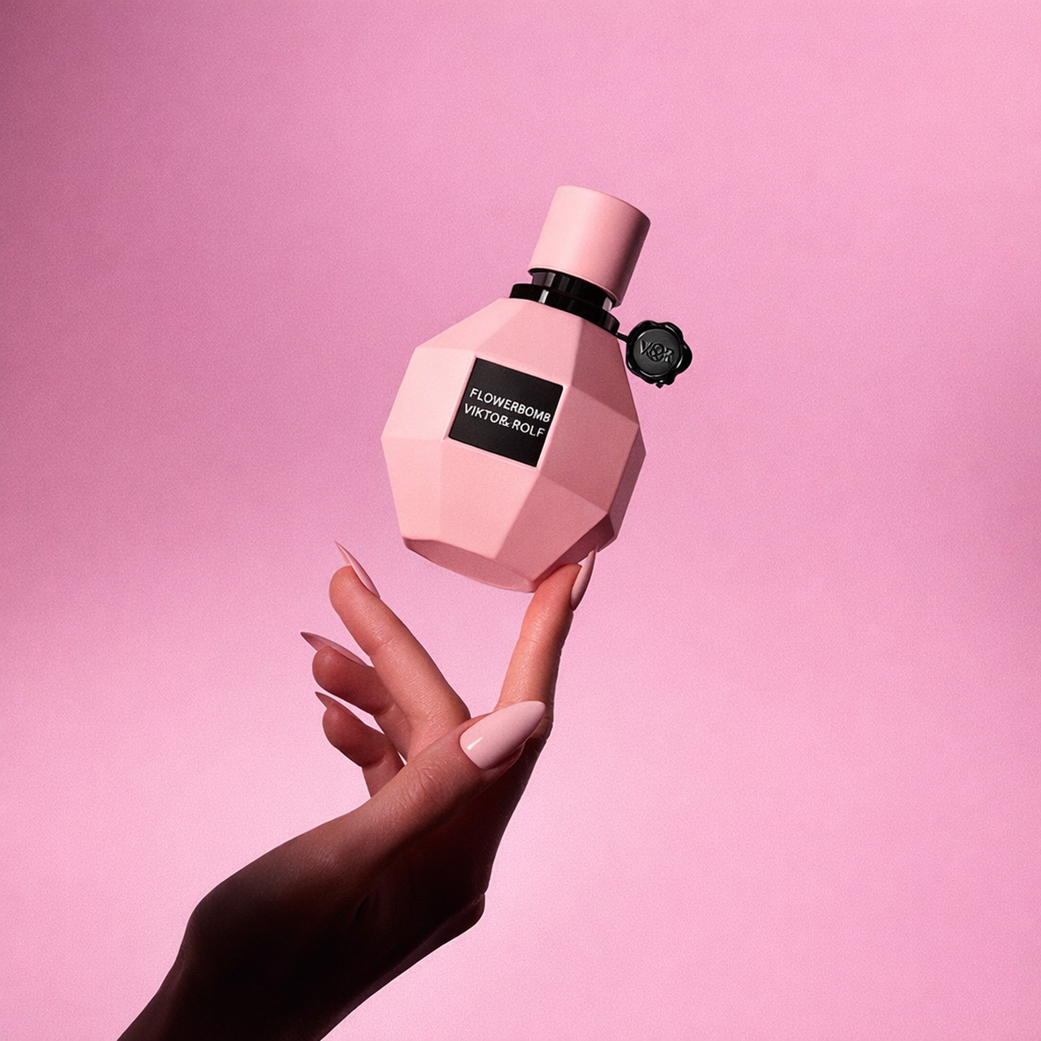 Viktor & Rolf Flowerbomb Extreme EDP Intense For Women fragrance details image