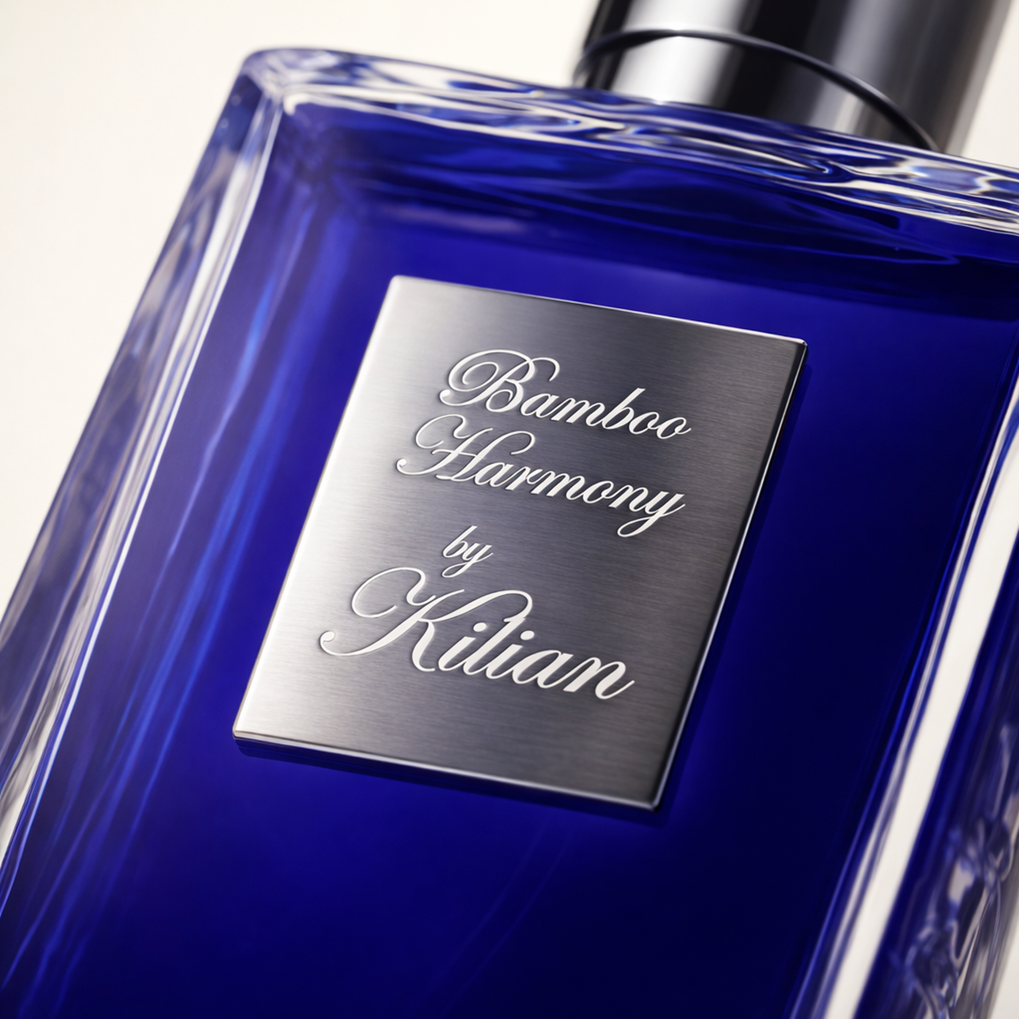 Kilian Bamboo Harmony Set EDP macro label detail gallery showcase