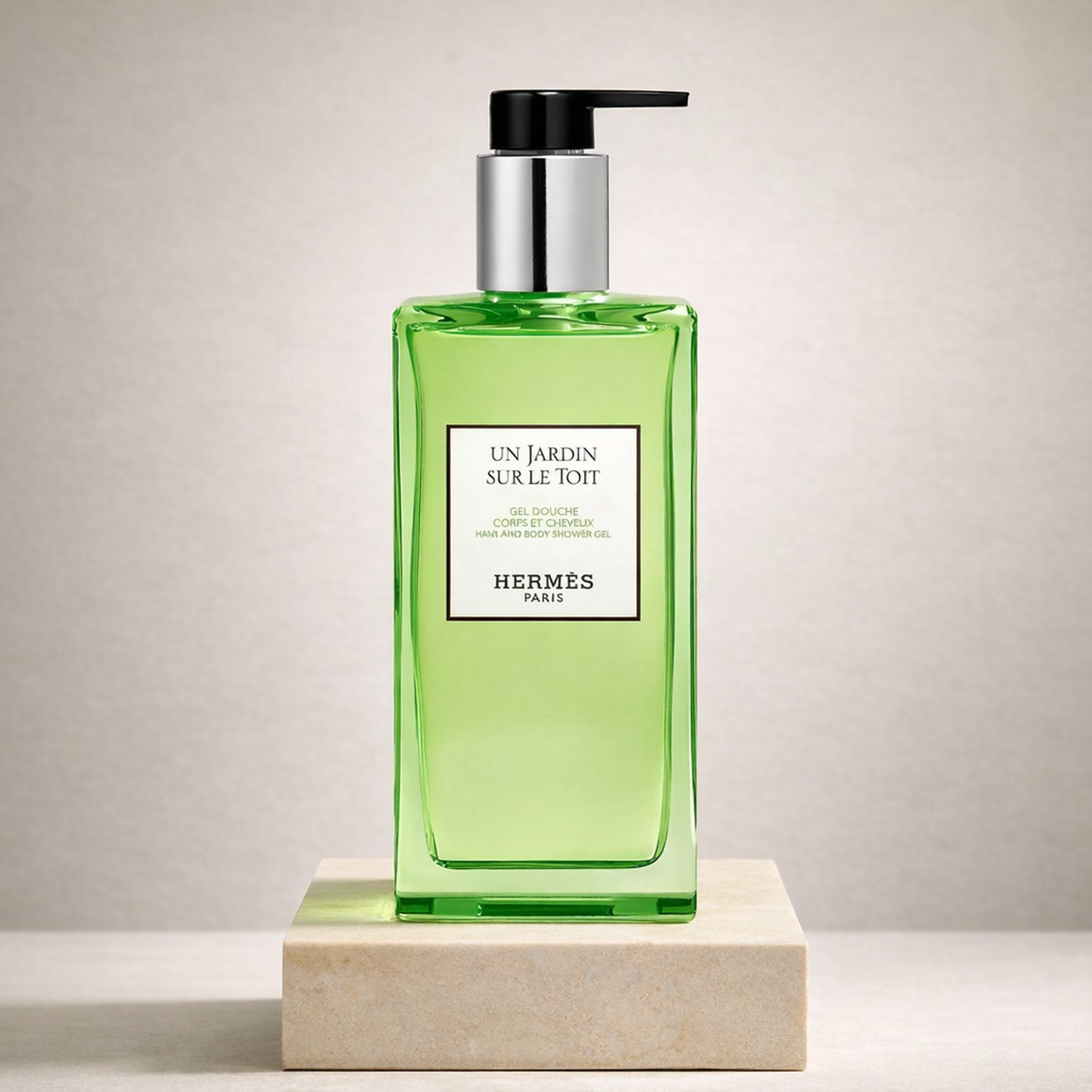 HERMÈS Un Jardin Sur Le Toit Soap upright pedestal gallery showcase