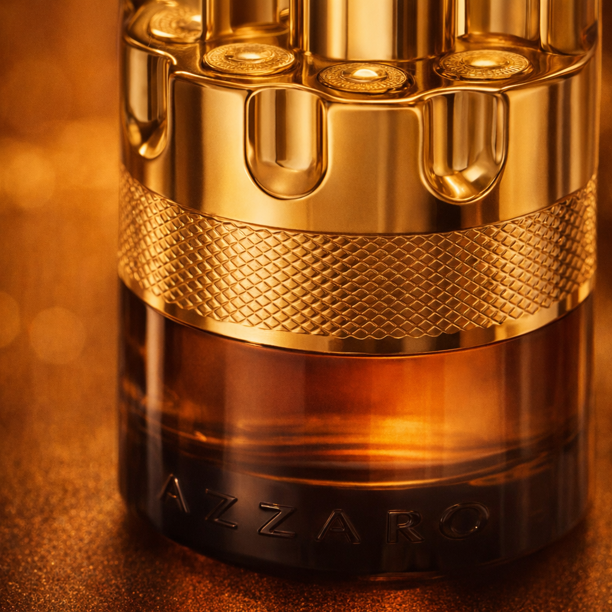 Azzaro Forever Wanted Elixir Parfum For Men macro label detail gallery showcase