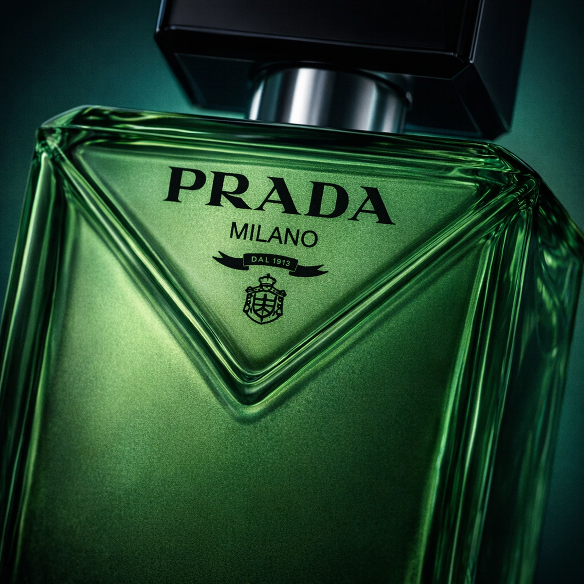 Prada Paradigme le Parfum For Men generated macro image