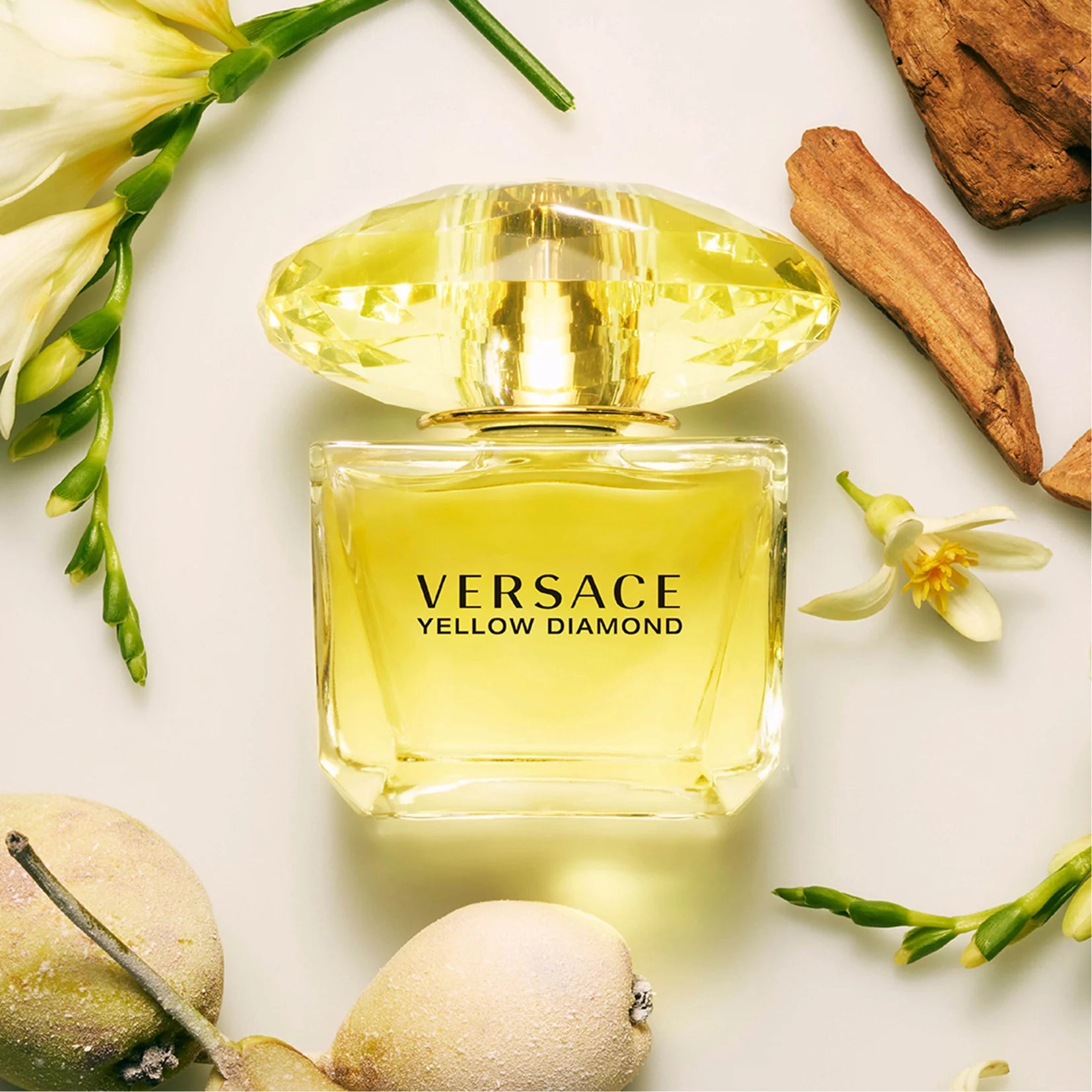 Versace Yellow Diamond EDT For Women Shower Set