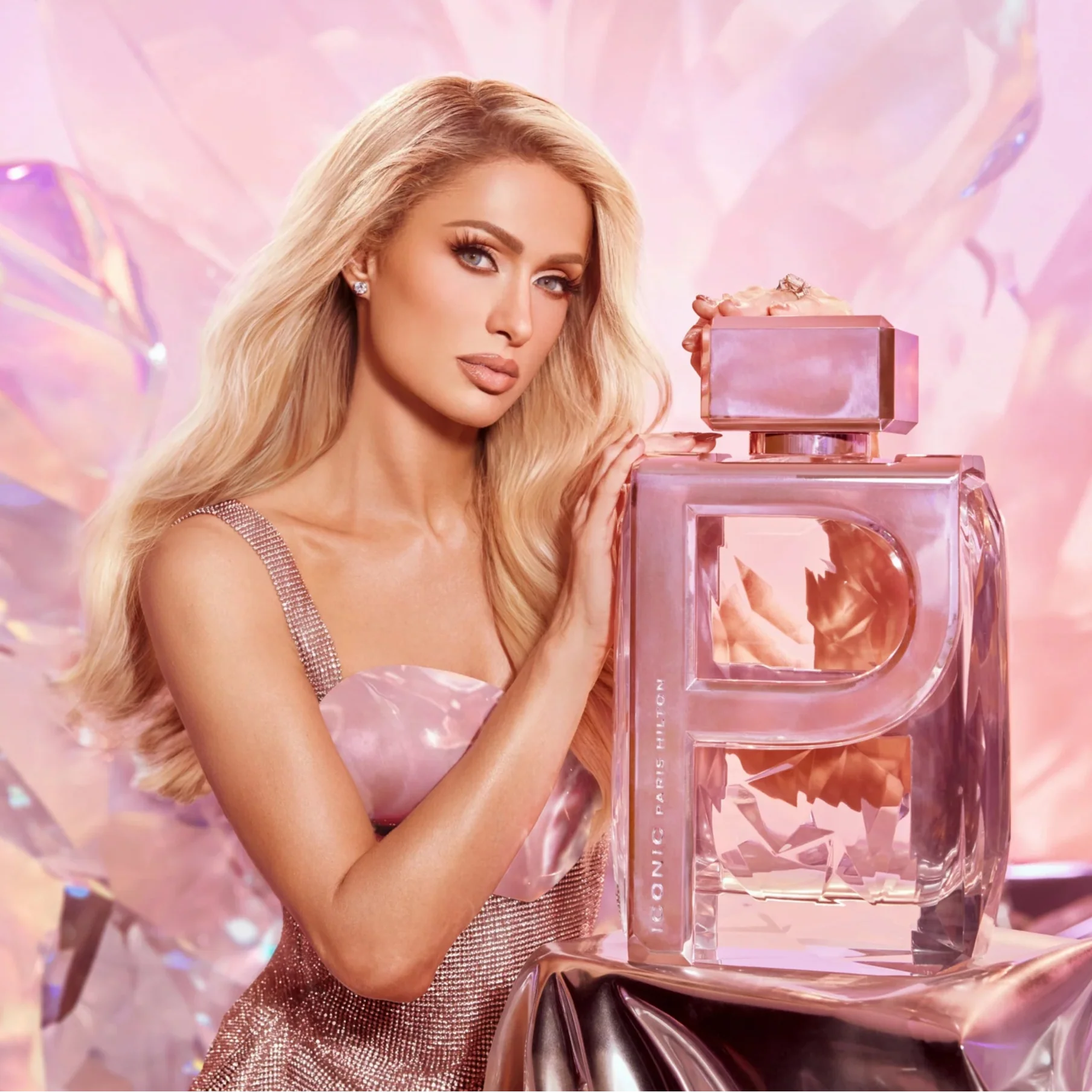 Paris Hilton Iconic EDP Gift Set for Her